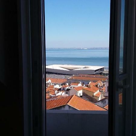 Miradouro De Santa Luzia Apartment Lisbon Exterior photo